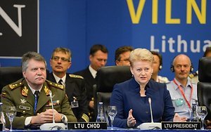 lietuvos-kariuomenes-vadas-jonas-vytautas-zukas-dalia-grybauskaite-65900932