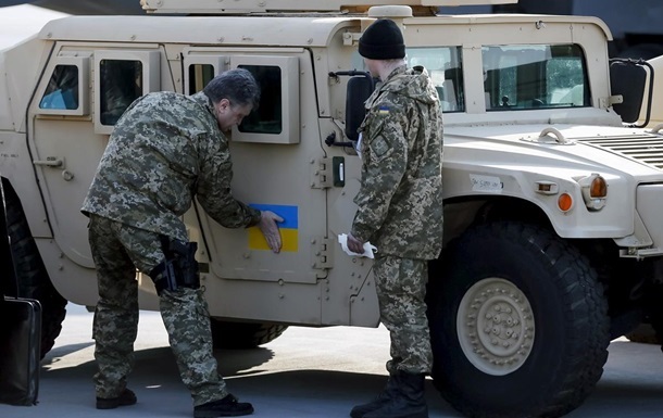 Порошенко разрешил в Украине учения иностранных военных