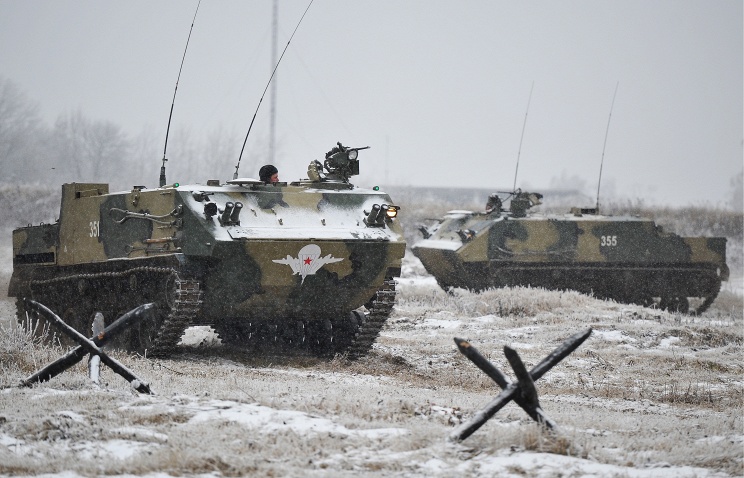 Российская бронетехника получит более 130 защищенных комплексов связи от ОПК до конца года