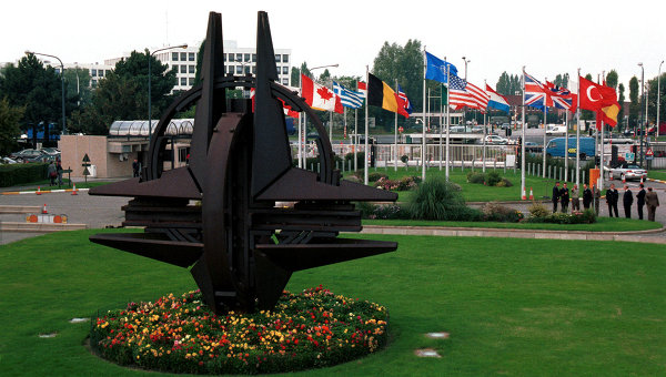 СМИ: НАТО планирует разместить войска в Восточной Европе и Прибалтике