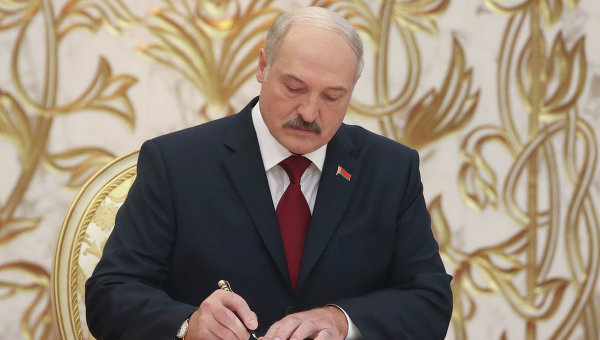 Лукашенко поручил создать группу по изучению рекомендаций ОБСЕ