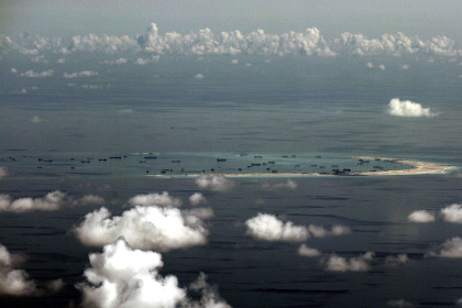Разведка США узнала о размещении Китаем истребителей на спорном острове