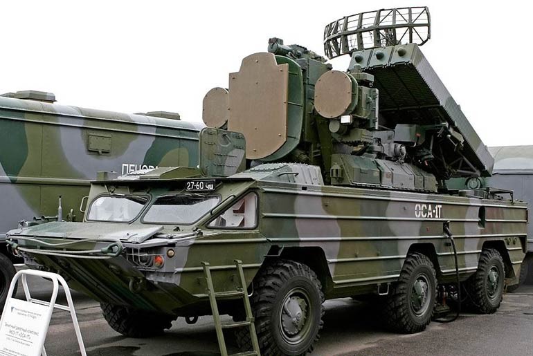 Оса машина военная