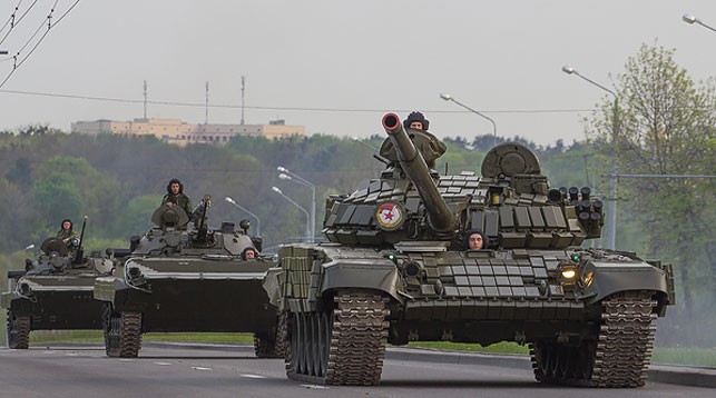 Свыше 25 единиц техники примут участие в военном параде в Гродно 3 июля