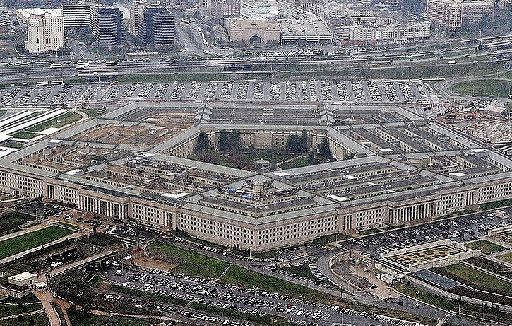 Пентагон заявил, что США или коалиция не наносили ударов в районе сирийского Бу-Кемаля