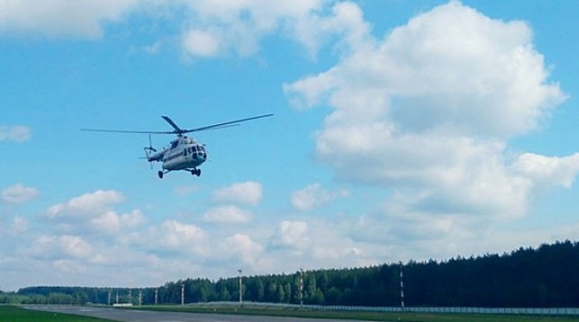 Вертолет МЧС Беларуси сбросил более 50 т воды при тушении пожара в Латвии